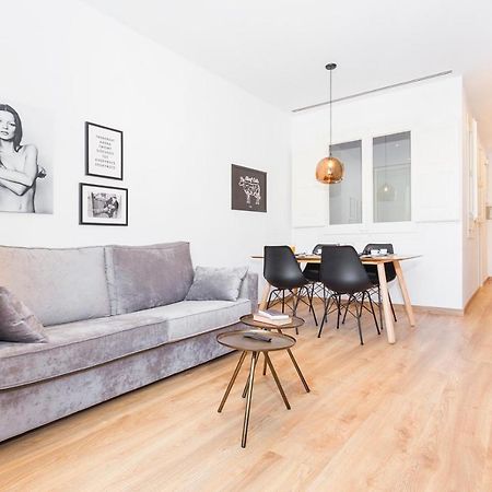 Cozy Apartment Close To Passeig De Gracia برشلونة المظهر الخارجي الصورة